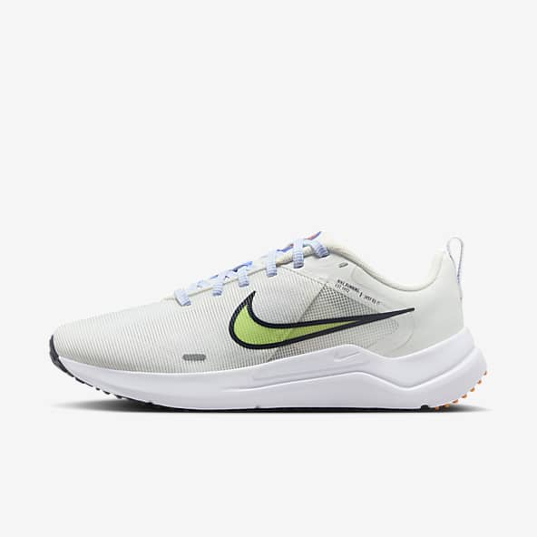 Nike スポーツシューズ ホワイト